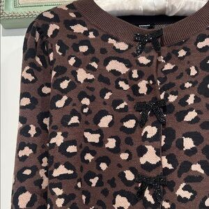 Express Brown Leopard knit beaded bow appliqué Cardigan sweater medium women’s